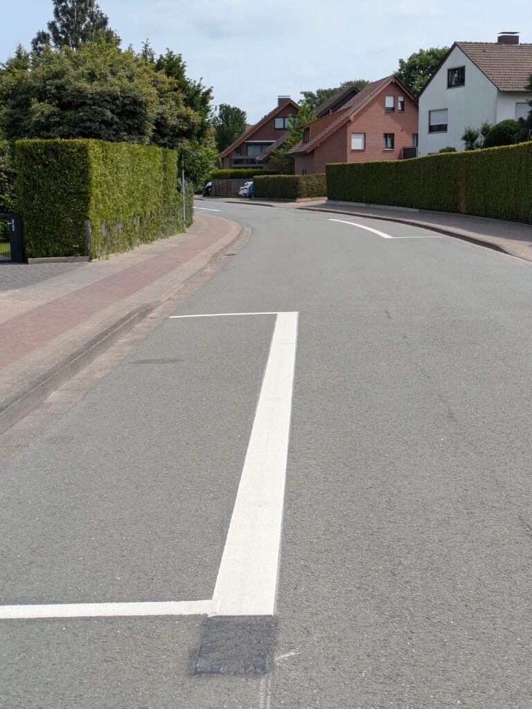 Parkplatz-Dilemma an der Großdornberger Straße